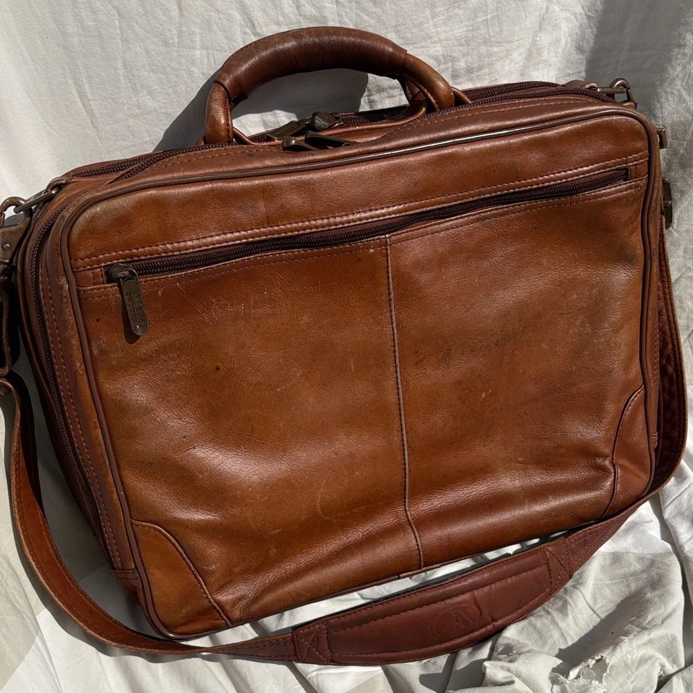 Vintage Avenues America Brown Leather Briefcase/Bag